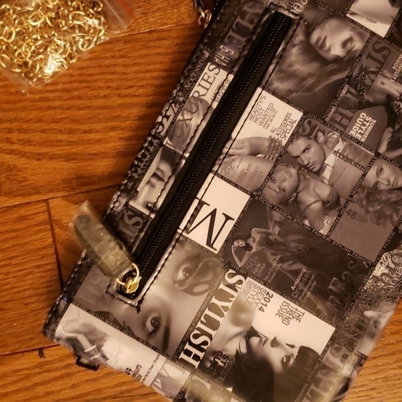 WRISTLET with studs and gold crossbody chain. NEW - Picture 6 of 7